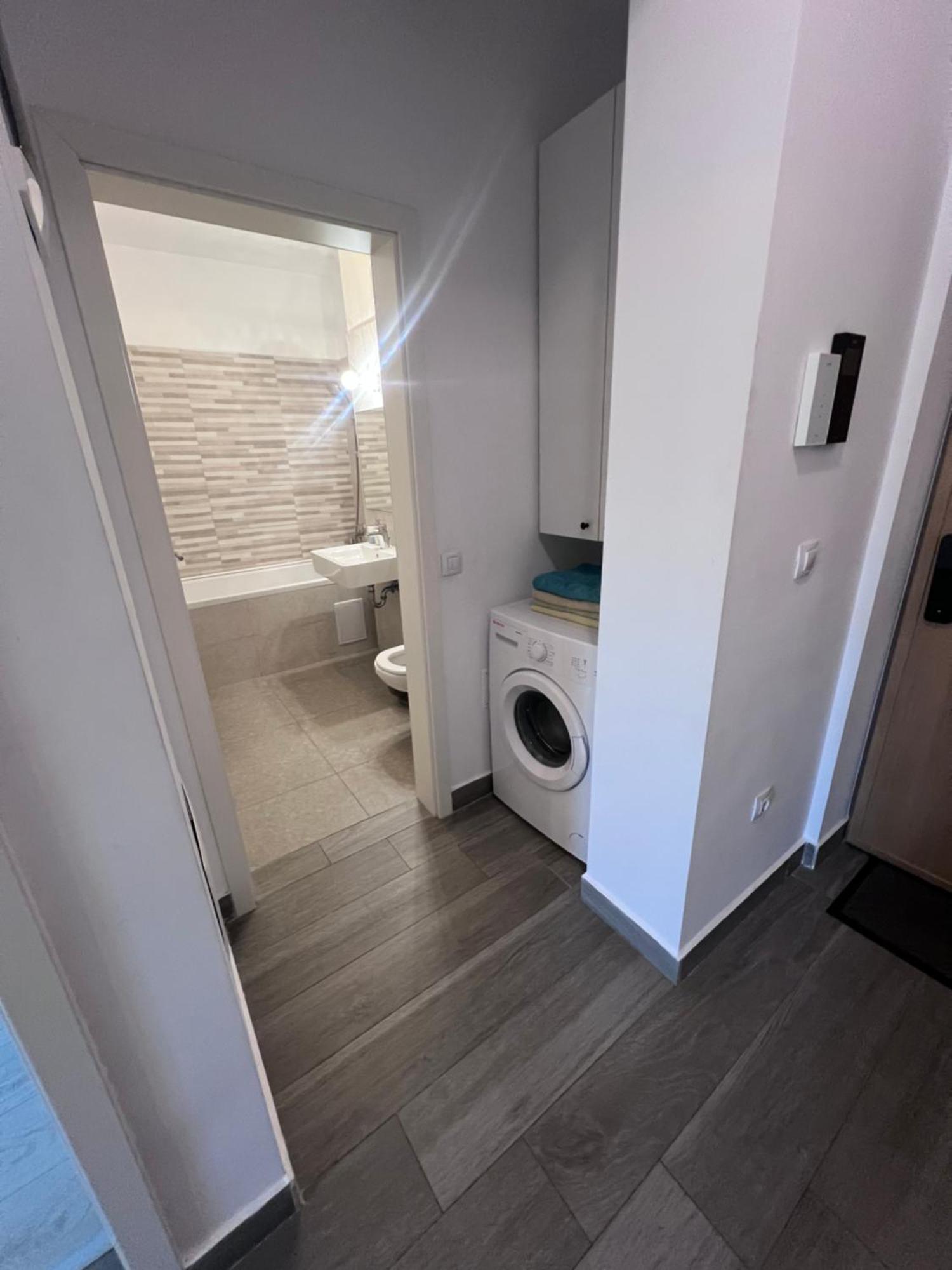 Apartament Nebele Brasov-self Check In -mall Coresi Brașov
